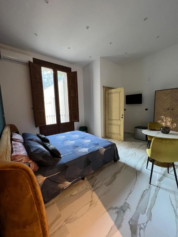 Handy Specus Brindisi Exterior foto